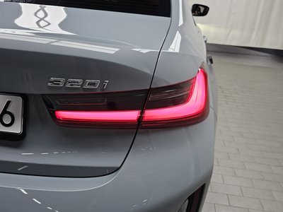 BMW 3 SERIES - 10