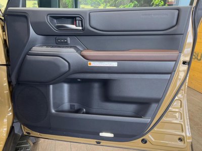 صورة مصغرة 40 لـ 2024 Toyota LAND CRUISER 250