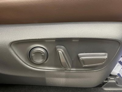 صورة مصغرة 44 لـ 2024 Toyota LAND CRUISER 250