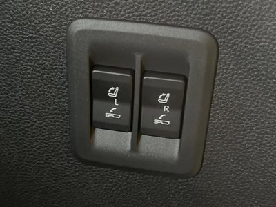 صورة مصغرة 30 لـ 2024 Toyota LAND CRUISER 250