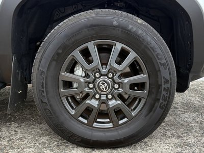 TOYOTA LAND CRUISER 250 - 8