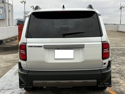 TOYOTA LAND CRUISER 250 - 4