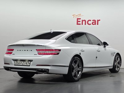 GENESIS G80 (RG3) - 2