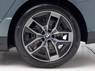 2025 BMW 5 SERIES 照片 6