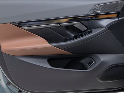 صورة مصغرة 20 لـ 2025 BMW 5 SERIES
