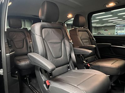 2022 Mercedes-BENZ V-CLASS — миниатюра 28