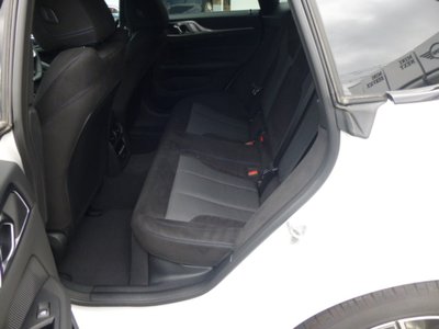 BMW I4 - 8