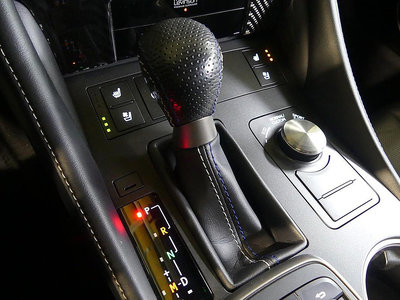 صورة مصغرة 16 لـ 2021 Lexus RC F