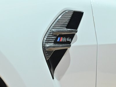 صورة مصغرة 31 لـ 2022 BMW M4 COUPE