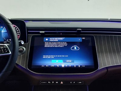 MERCEDES-BENZ E-CLASS - 5