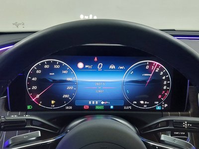 MERCEDES-BENZ E-CLASS - 8