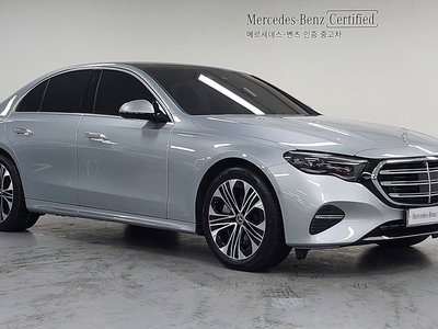 MERCEDES-BENZ E-CLASS - 4