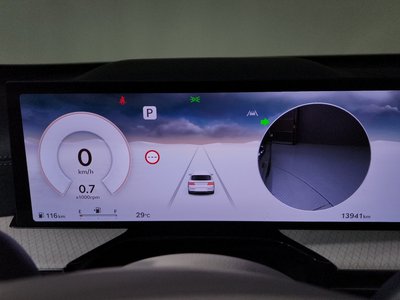 2025 Genesis GV80 photo 8