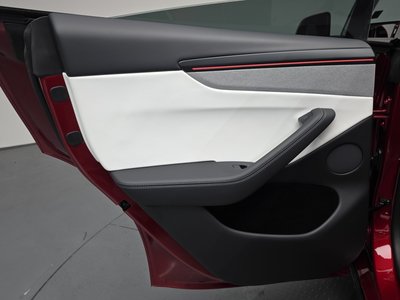 2025 Tesla MODEL Y — миниатюра 15