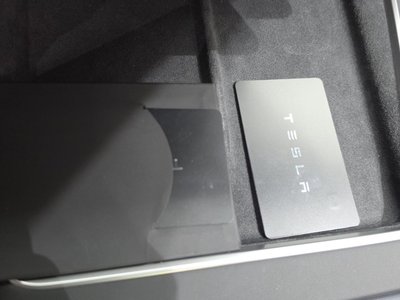 2025 Tesla MODEL Y — миниатюра 24
