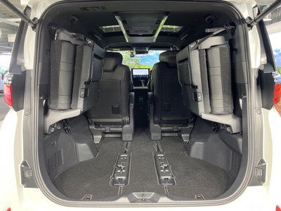 2024 Toyota ALPHARD 缩略图 12