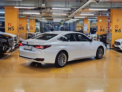 LEXUS ES - 4