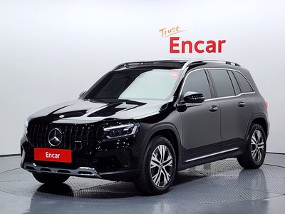 MERCEDES-BENZ GLB - 1