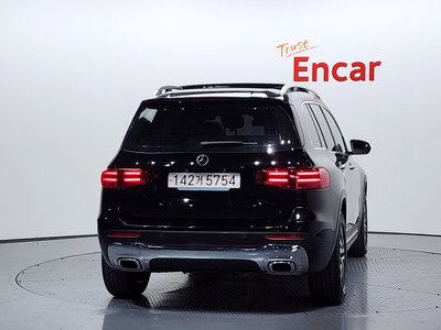 MERCEDES-BENZ GLB - 3