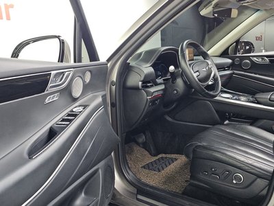 GENESIS GV80 - 10
