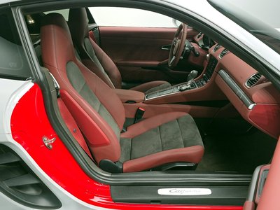 PORSCHE 718 CAYMAN - 10