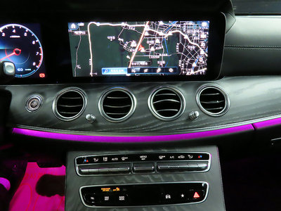 صورة 10 لـ 2023 Mercedes-BENZ E-CLASS