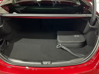 صورة مصغرة 28 لـ 2025 Mercedes-BENZ C-CLASS