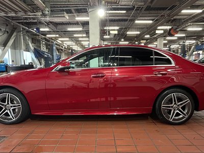 صورة مصغرة 13 لـ 2025 Mercedes-BENZ C-CLASS
