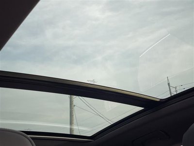 PORSCHE MACAN - 2