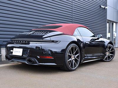 PORSCHE 911 CABRIOLET - 4