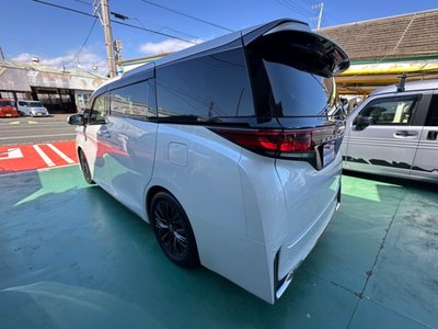 TOYOTA VELLFIRE - 4