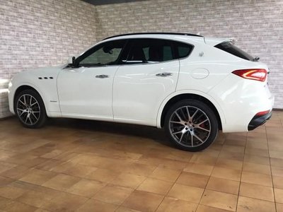 MASERATI LEVANTE - 8