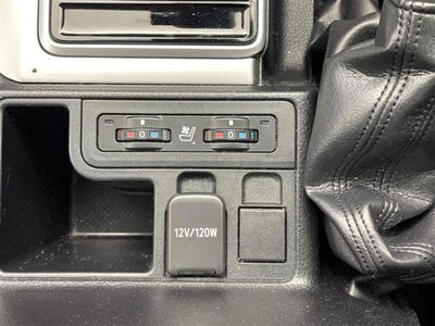 TOYOTA LAND CRUISER PRADO - 10