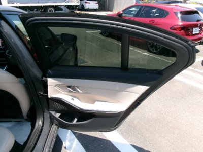 2025 BMW 3 SERIES 缩略图 40