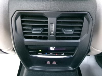 2025 BMW 3 SERIES 缩略图 42