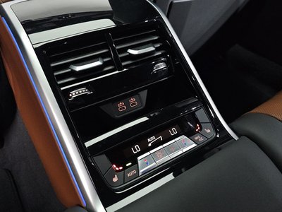 صورة مصغرة 25 لـ 2024 BMW 8 SERIES