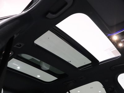 MERCEDES-BENZ E-CLASS - 3