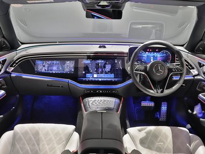 MERCEDES-BENZ E-CLASS - 2