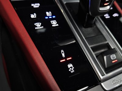 2020 Porsche CAYENNE 缩略图 24