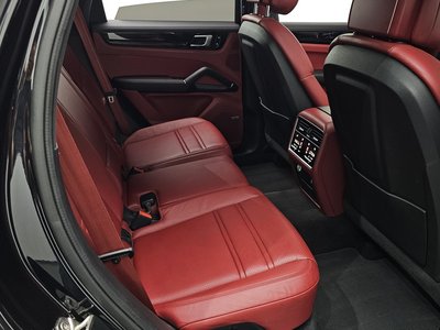 2020 Porsche CAYENNE 缩略图 18