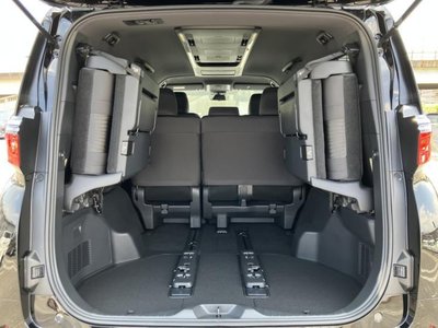 2026 Toyota ALPHARD — миниатюра 21