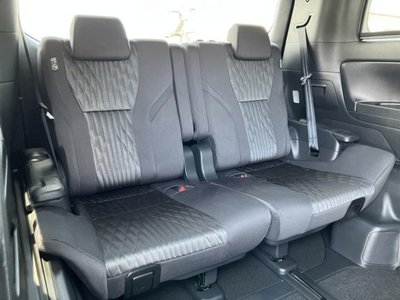 2026 Toyota ALPHARD photo 6
