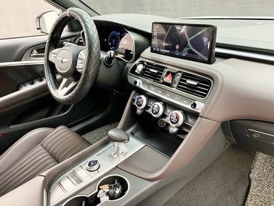 صورة 10 لـ 2022 GENESIS THE NEW G70