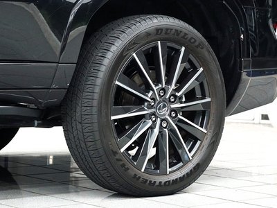2025 Lexus GX photo 5