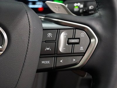 2025 Lexus GX photo 9