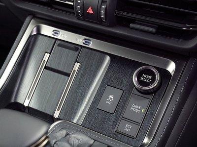 صورة مصغرة 18 لـ 2025 Lexus GX