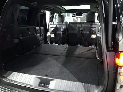 صورة مصغرة 49 لـ 2025 Lexus GX