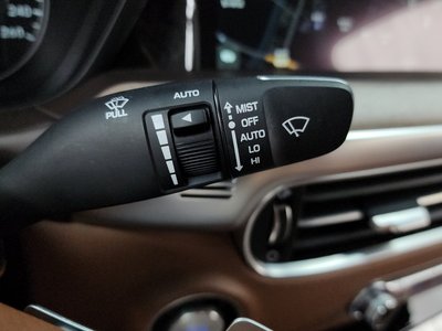 صورة مصغرة 29 لـ 2021 Genesis G90