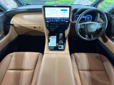 2026 Toyota VELLFIRE photo 2