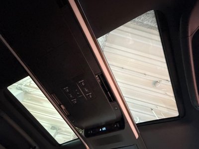 2026 Toyota VELLFIRE photo 3
